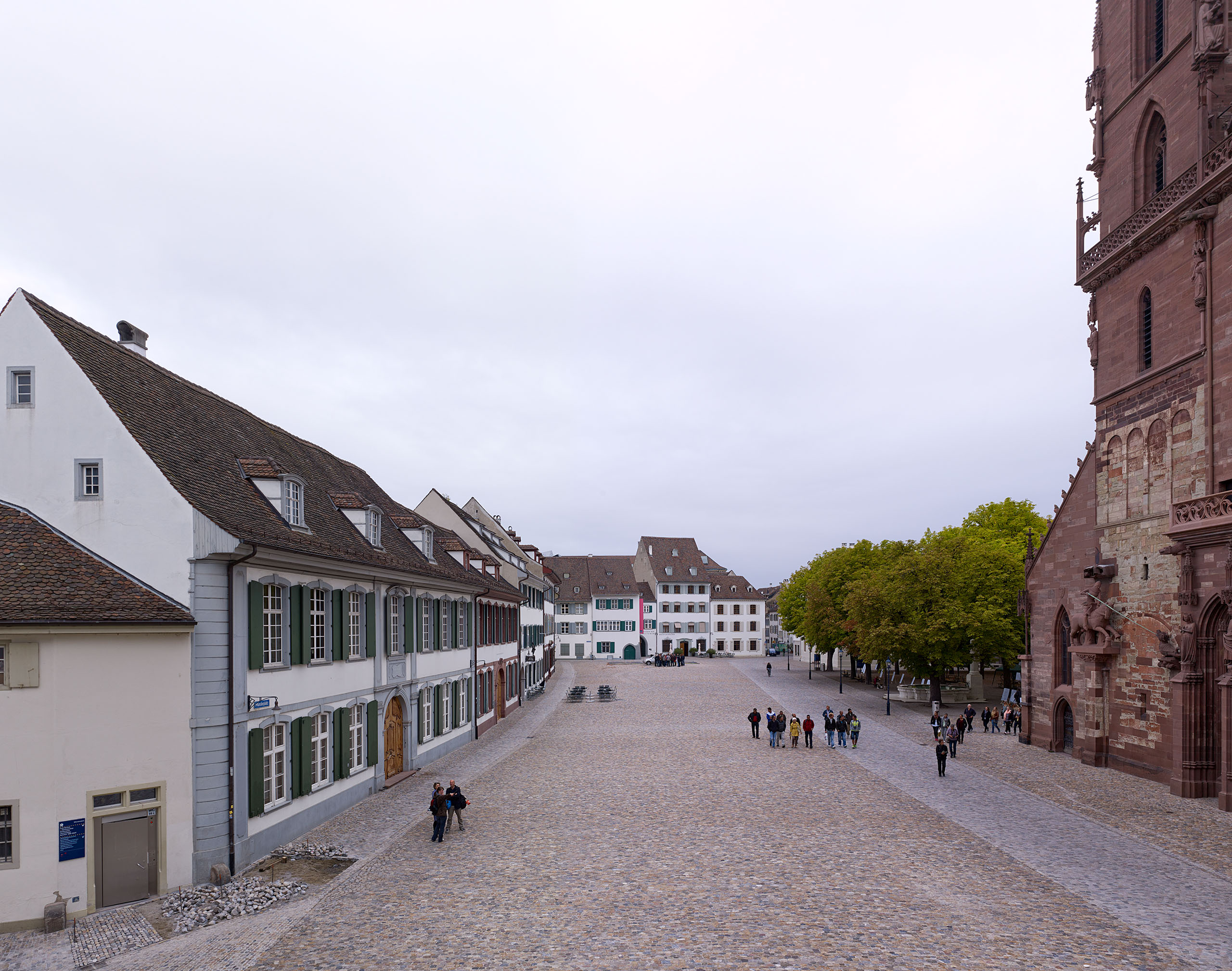 E12411 alpa 039669p j2560